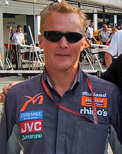 JohnnyHerbert2006.JPG